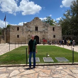 Meet your Posher, Gary